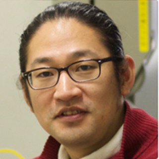 富田 泰輔 先生